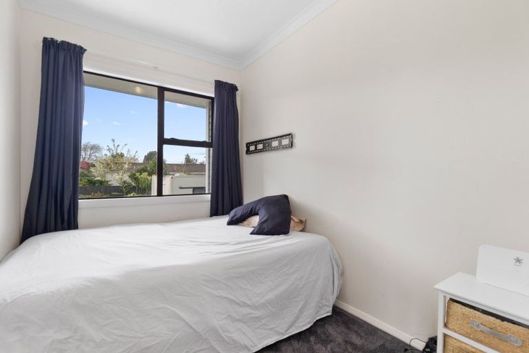 Photo of property in 13a Kawiu Road, Levin, 5510