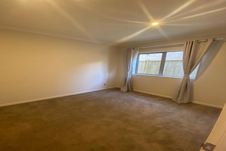Photo of property in 69 Rosewell Crescent, Flat Bush, Auckland, 2019