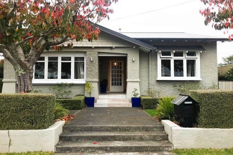 Photo of property in 9 Walsh Road, Westown, New Plymouth, 4310