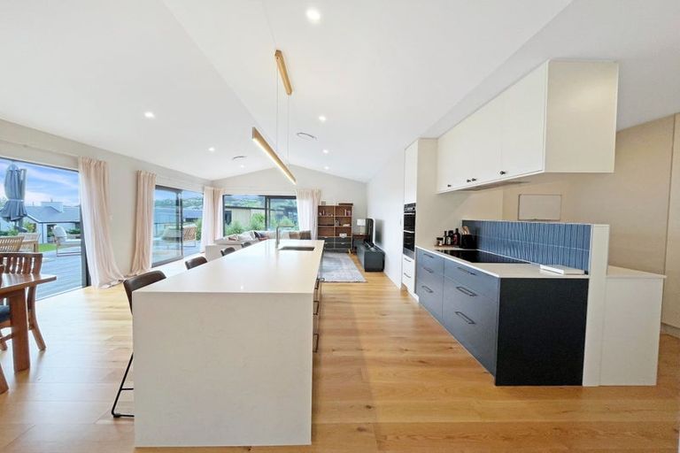 Photo of property in 6 Carex Rise, Cracroft, Christchurch, 8022