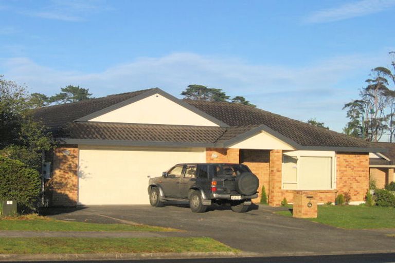 Photo of property in 19 Dannemora Drive, Dannemora, Auckland, 2016