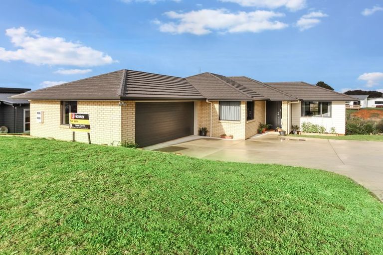 Photo of property in 17 Canmore Street, Pokeno, 2402