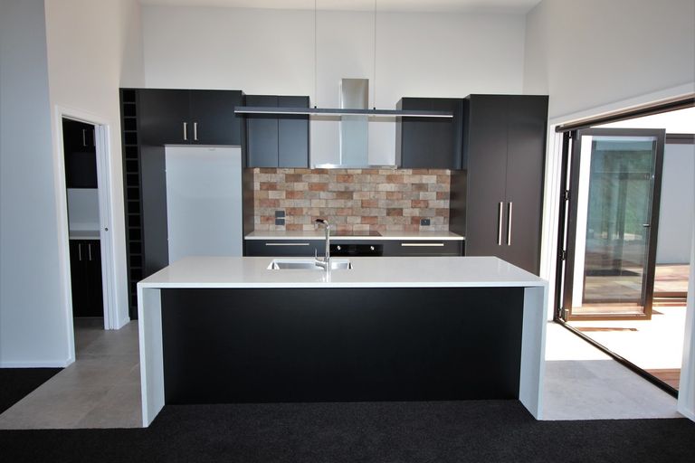 Photo of property in 21 Craig Place, Bridge Hill, Alexandra, 9320