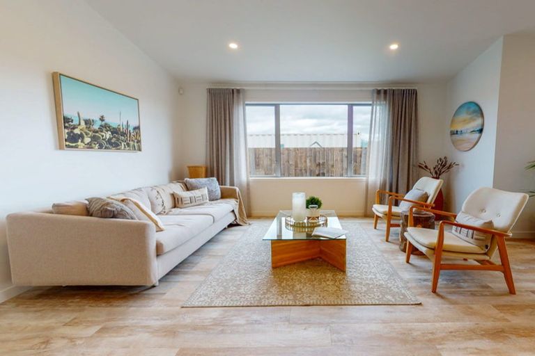 Photo of property in 7 Awatea Drive, Whitianga, 3510