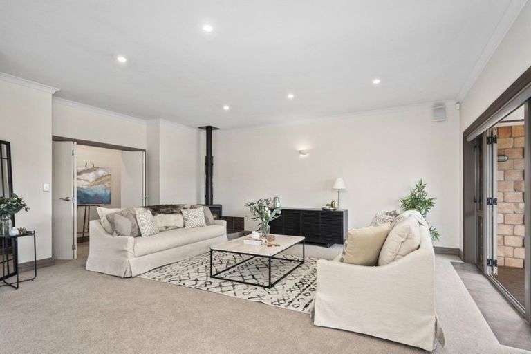 Photo of property in 23 Putaka Place, Papamoa Beach, Papamoa, 3118