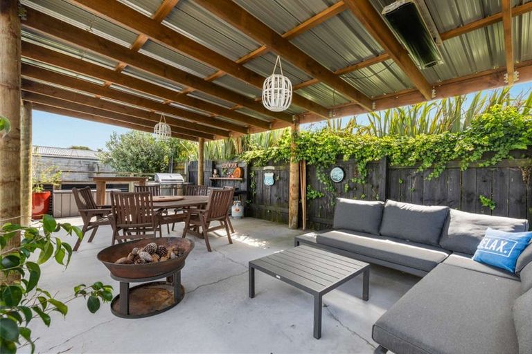 Photo of property in 30 John F Kennedy Drive, Milson, Palmerston North, 4414