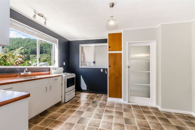 Photo of property in 54a Ruapehu Street, Paraparaumu, 5032