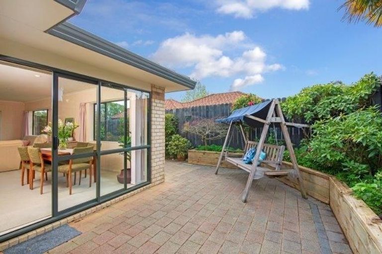 Photo of property in 9 Ardkeen Place, East Tamaki, Auckland, 2016