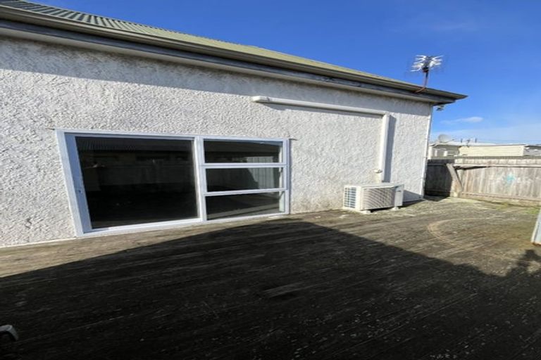 Photo of property in 32 Cutten Street, South Dunedin, Dunedin, 9012