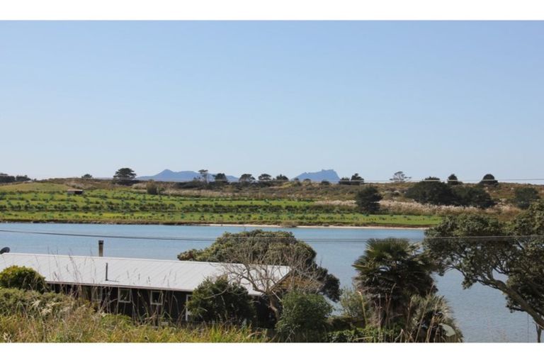 Photo of property in 286 Cove Road, Waipu, 0582