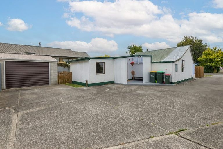 Photo of property in 111 North Belt, Lincoln, 7608