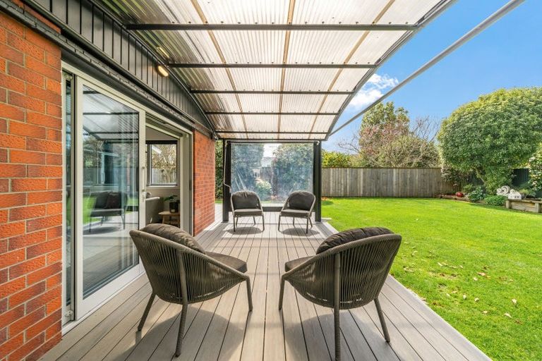 Photo of property in 1a Bracken Street, Wallaceville, Upper Hutt, 5018