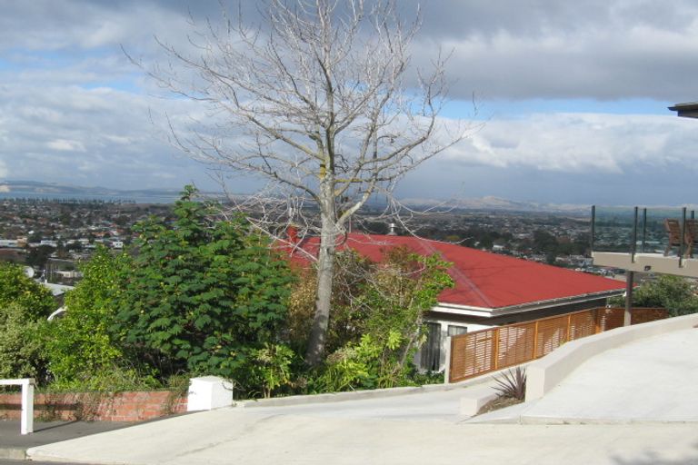 Photo of property in 16 Havelock Road, Hospital Hill, Napier, 4110