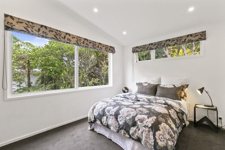 Photo of property in 17a Delhi Crescent, Khandallah, Wellington, 6035