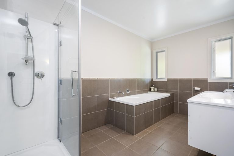 Photo of property in 11 Maraenui Drive, Kerikeri, 0293