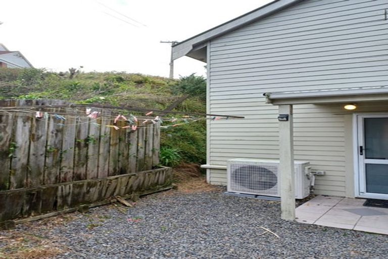 Photo of property in 1 Corlett Street, Johnsonville, Wellington, 6037