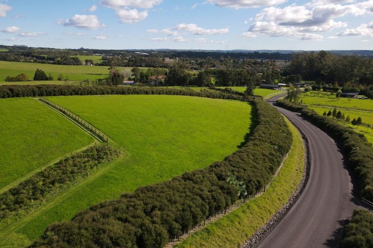 Photo of property in 19 Okura Drive, Kerikeri, 0230