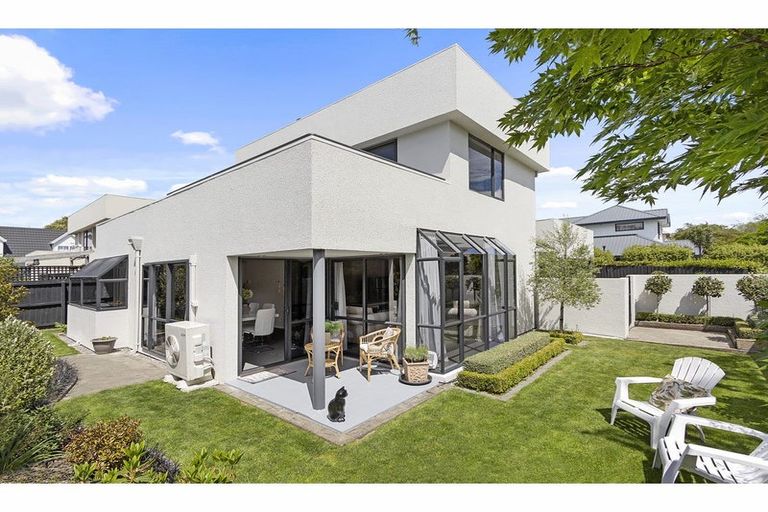 Photo of property in 17 Westlake Drive, Halswell, Christchurch, 8025