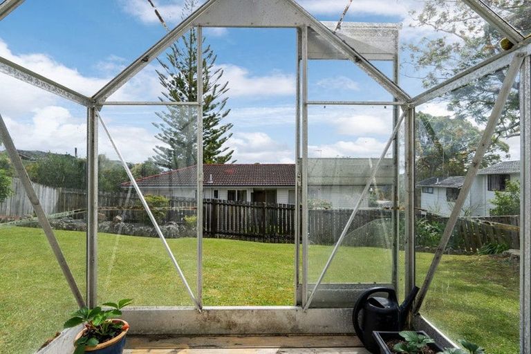 Photo of property in 2/24 Bayview Road, Bayview, Auckland, 0629