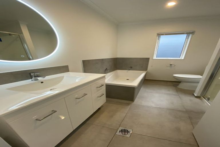 Photo of property in 34 Harore Road, Takanini, 2112