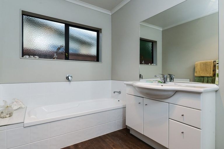 Photo of property in 7 Apollo Place, Rototuna North, Hamilton, 3210