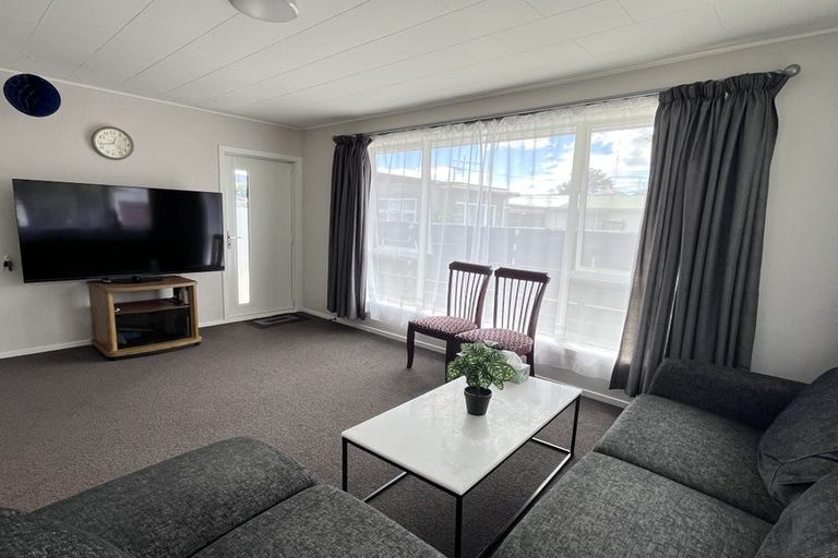 Photo of property in 1/12 Wilford Street, Wallaceville, Upper Hutt, 5018