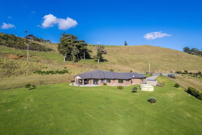 Photo of property in 203 Fletcher Road, Waimauku, 0881