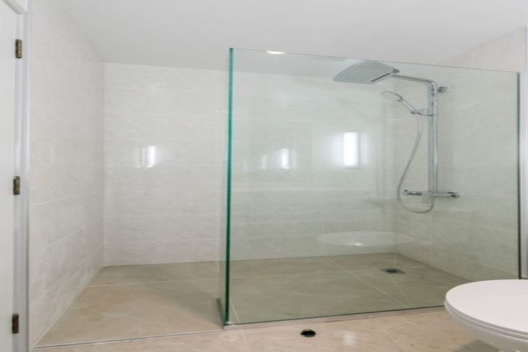 Photo of property in 164w Harbour Village Drive, Gulf Harbour, Whangaparaoa, 0930