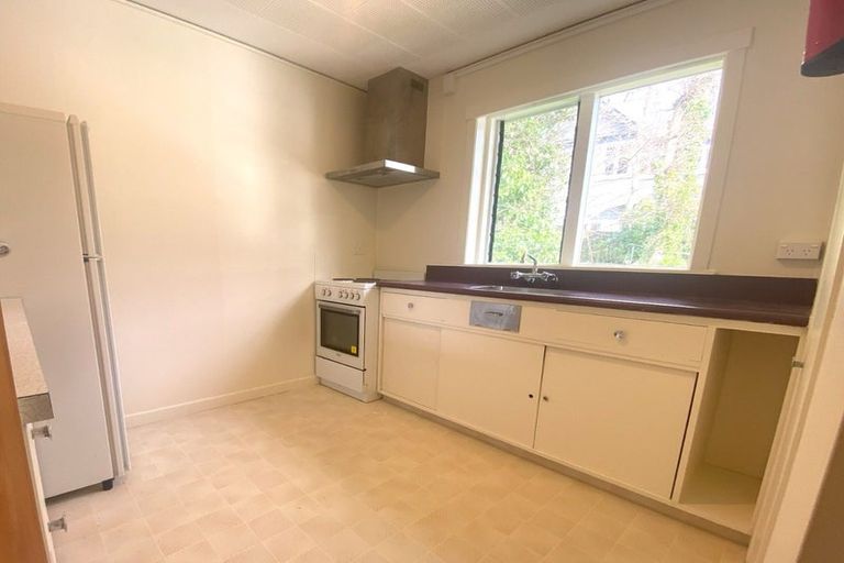 Photo of property in 6/131 Glenmore Street, Kelburn, Wellington, 6012