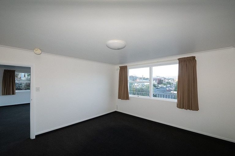 Photo of property in 77 Manor Place, Dunedin Central, Dunedin, 9016