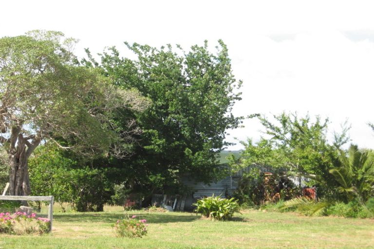 Photo of property in 6 Monkhouse Street, Tolaga Bay, 4077