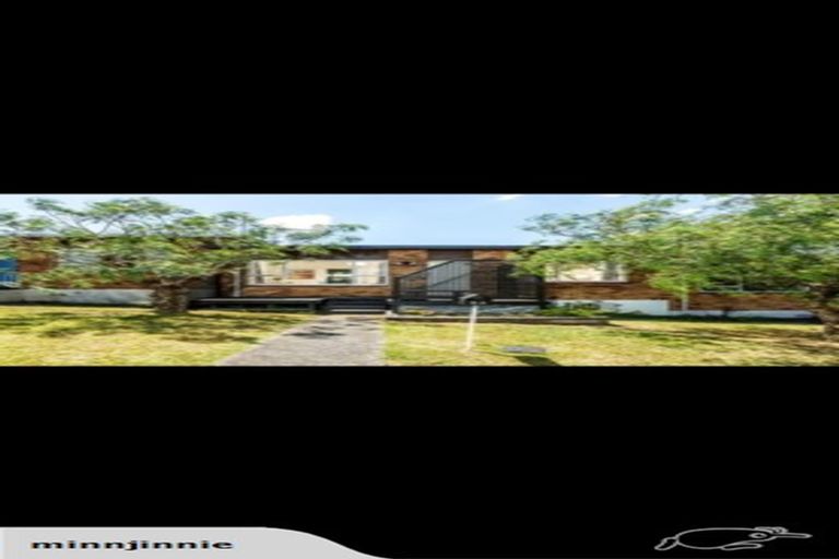 Photo of property in 1/2 Halberg Street, Glenfield, Auckland, 0629