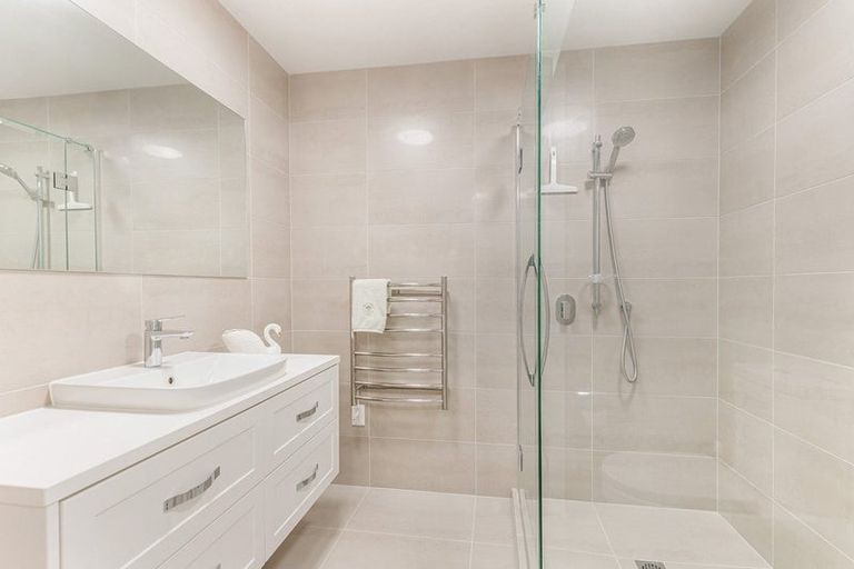 Photo of property in 227 Hibiscus Drive, Orewa, 0931