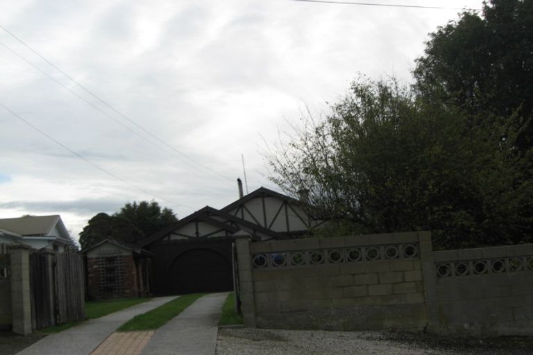 Photo of property in 16 Lewin Street, Balclutha, 9230