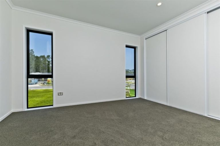 Photo of property in 97 Schoolside Road, Kumeu, 0810