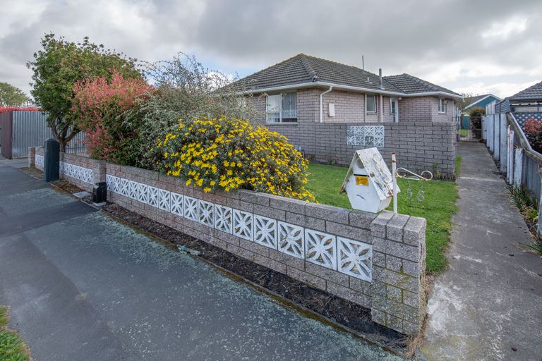 Photo of property in 58 Meon Street, Aranui, Christchurch, 8061
