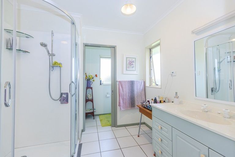 Photo of property in 16 Tokomaru Road West, Brunswick, Whanganui, 4571