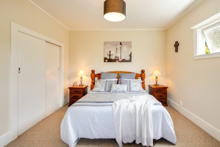 Photo of property in 1720 Waimarama Road, Waimarama, Havelock North, 4294