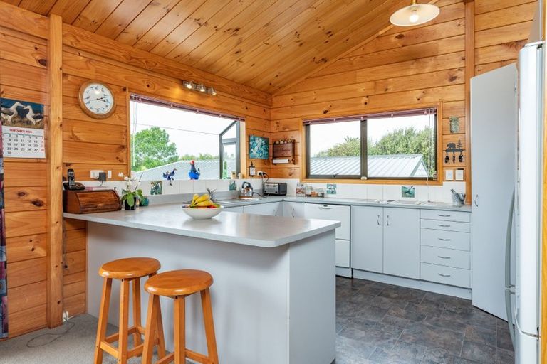 Photo of property in 1a Shoemaker Road, Waipu, 0510