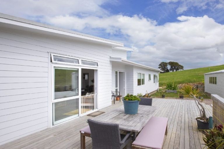 Photo of property in 34a Weka Street, Mangawhai, 0505