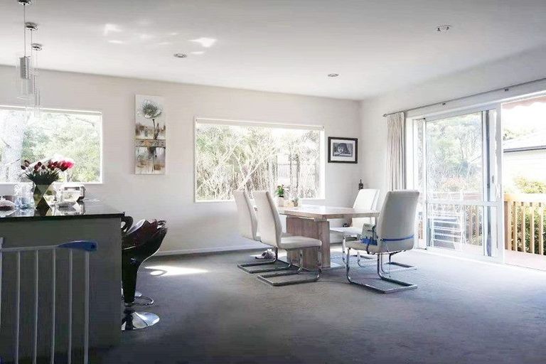 Photo of property in 76 Kyle Road, Greenhithe, Auckland, 0632