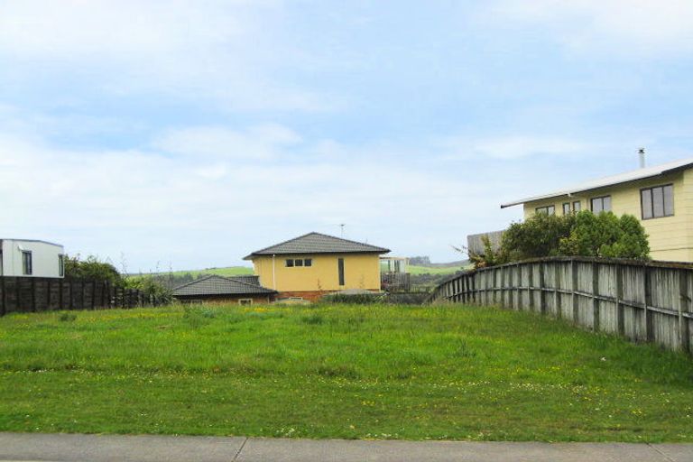 Photo of property in 52 Shakespear Road, Army Bay, Whangaparaoa, 0930