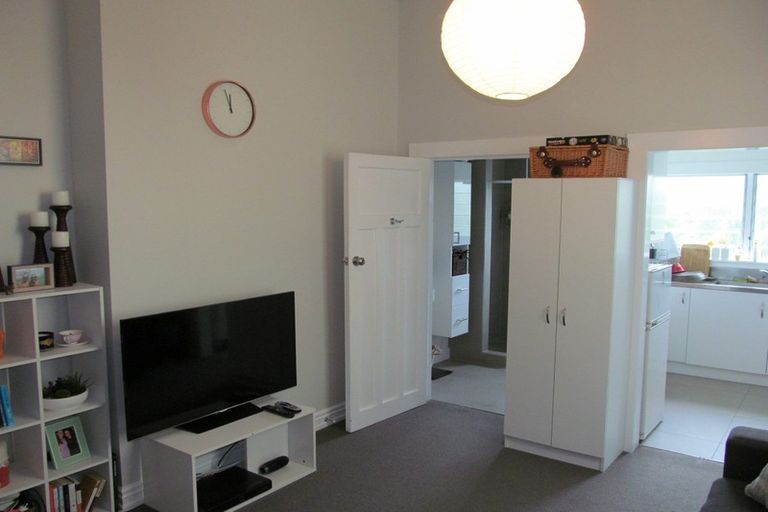 Photo of property in 2/59 Dryden Street, Grey Lynn, Auckland, 1021