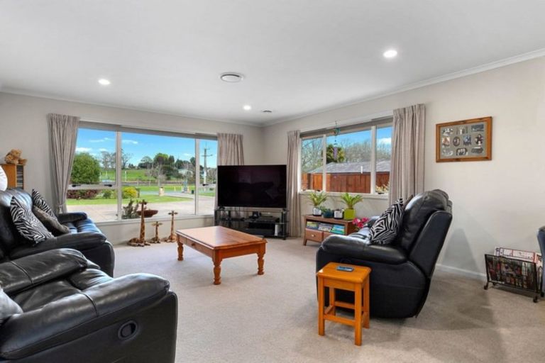 Photo of property in 7 Te Kauwhata Road, Te Kauwhata, 3710