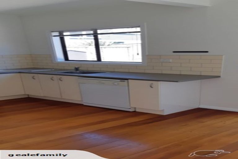 Photo of property in 78 Strathmore Avenue, Strathmore Park, Wellington, 6022