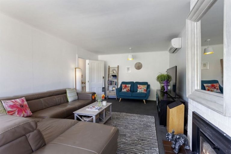 Photo of property in 30 Saint James Avenue, Papanui, Christchurch, 8053