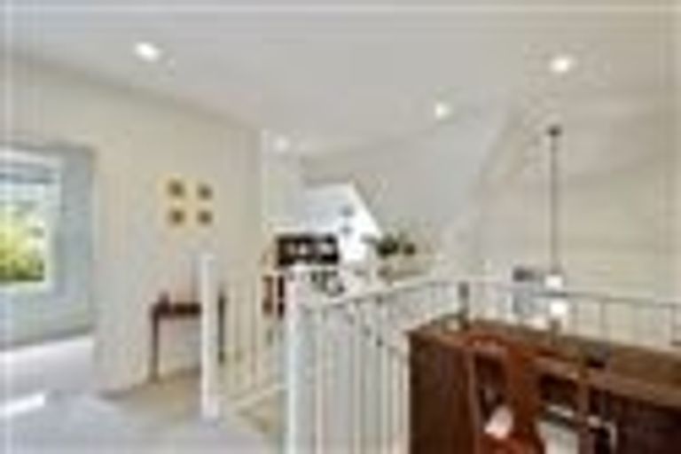 Photo of property in 12 Makora Street, Fendalton, Christchurch, 8041