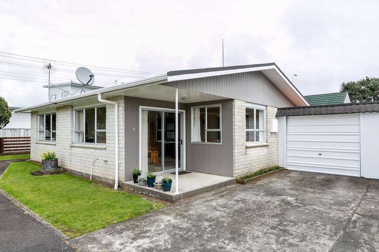 Photo of property in 131a Coronation Avenue, Welbourn, New Plymouth, 4310