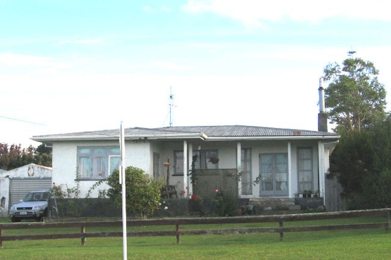 Photo of property in 29 Parrs Cross Road, Henderson, Auckland, 0612