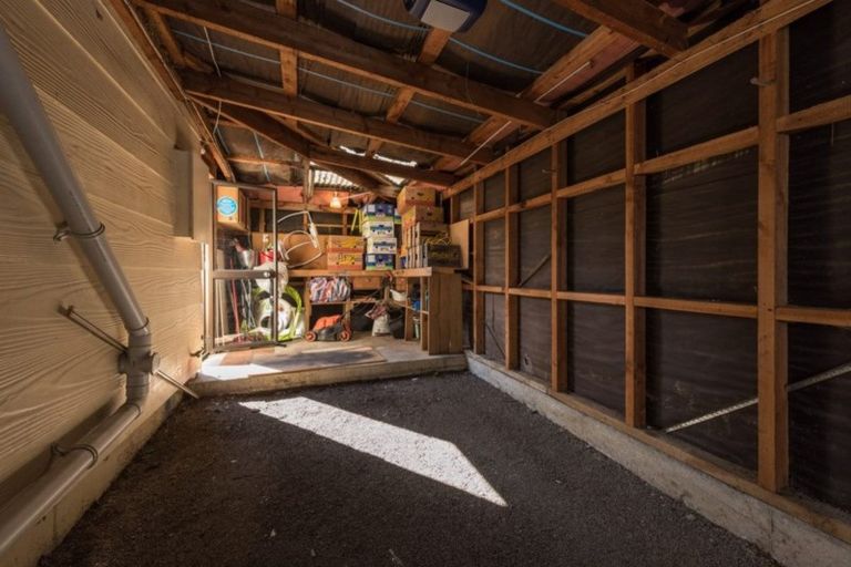 Photo of property in 27 Ranui Road, Stoke, Nelson, 7011